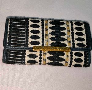 Black N Cream Clutch