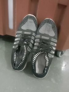 Cozy Knit Heart Sneakers