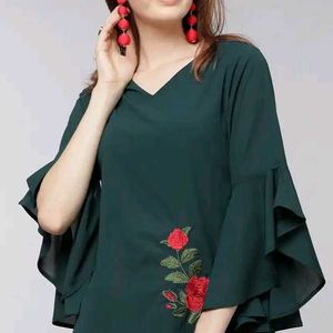 Elegant Green Long Sleeve Top
