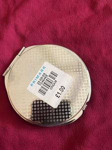 Compact  Mirror