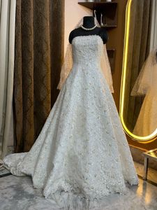 trail Bridal ball Gown dress vintage beaded
