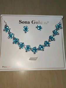 Stunning Blue Flower Jewelry Set