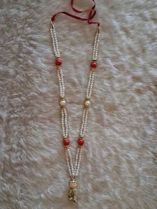 Elegant Pearl and Red Beaded Necklace