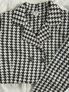 Houndstooth Cropped Blazer