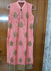 Sleeveless Kurta with Heavy Dupatta