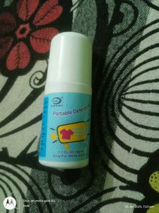 portable detergent clothes stain remover roll on