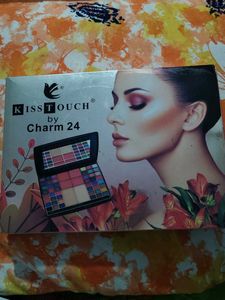 Kiss Touch Makeup Palette