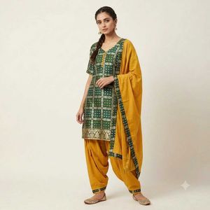 Beautiful Green & Yellow Kurta Set