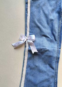 Ribbon Jeans