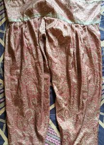 Crepe Suit Bohemian print