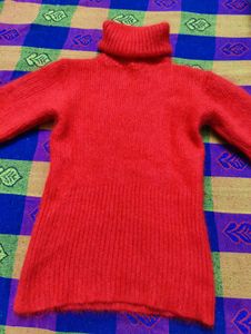 Red Turtleneck Short Sleeve Sweater