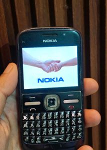 Nokia E5 | QWERTY Business Classic