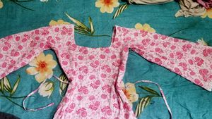 PRICE DROP🌸Pinteresty Bell sleeve tie back kurti