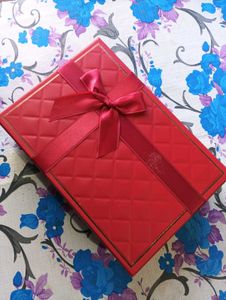 Red Hamper Box