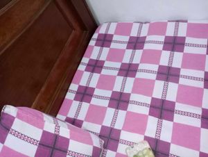 🤩Pink bedsheet and pillow covers set 😍