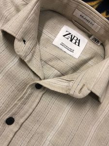 Zara Striped Button-Down Shirt Size Medium