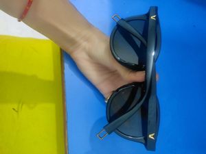 Stylish Cat-Eye Sunglasses