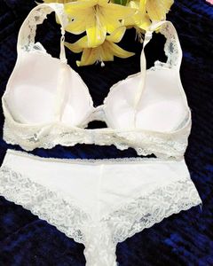 Very Fancy Sexy And Embroidery Bra With Penty