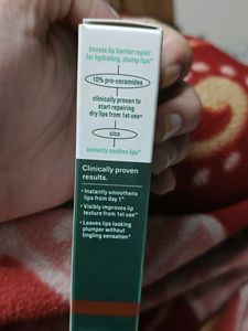 Simple Barrier Repair Hydrating Lip Balm