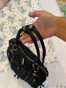 GEORGE GINA AND LUCY Stylish Black Canvas Shoulder