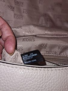 Authentic Michael Kors Handbag In Good Condition.
