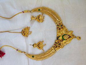Exquisite Gold Peacock Necklace Set
