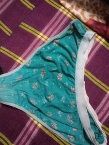 Womens Green Printed