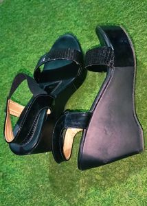 Sparkling Black Wedge Heels