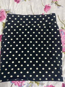 Short Black Skirt - Forever21