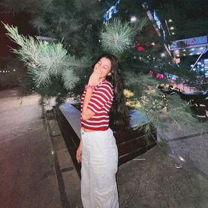 Striped Cropped top🌶️