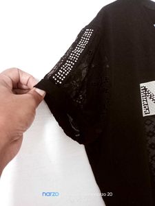 Black Graphic  t-shir