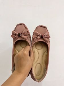 SALE🎀 Pink Bow Bellies Footwear Women