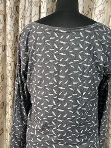 Gray Feather Print Long Sleeve Top