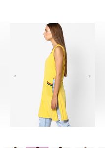 Vero ModaSleeveless Longline Top with Pockets