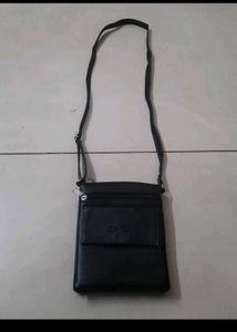 zara Black crossbody sling bag