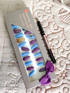 Press-On Nail And Eyeliner Pen