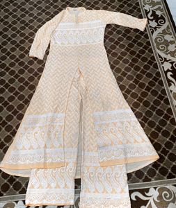🔥🔥 Peach Chikankari Kurta Set