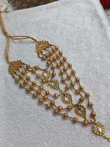 Elegant Layered Necklace