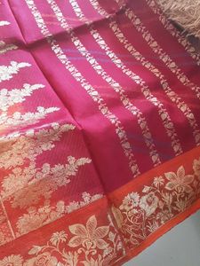 Red pure pattu gold Zarin  Saree