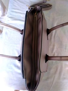 🔴Free🎁With Forever Hand Bag