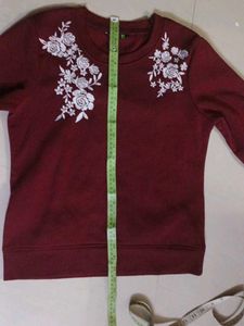tokyo talkies Embroidered Sweatshirt brand new