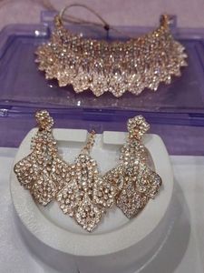 Stunning Rhinestone Jewellery Set