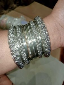 2 Hands Silver Oxidised Bangles