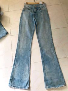 Low waist Flared Jeans