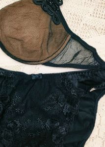 very sexy and beautiful lingerie set