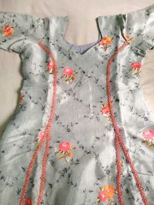 Handstitched Floral Kurta Set 😀