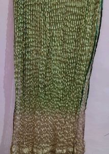 Elegant Green & Gold Textured Dupatta
