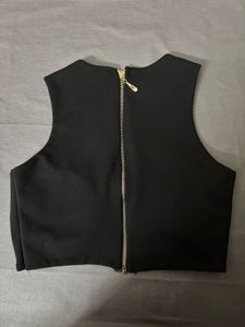 Black Sleeveless Crop Top