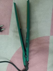 Vega Hair Straightner