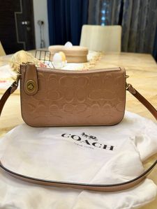 Coach shoulder bag 100% original